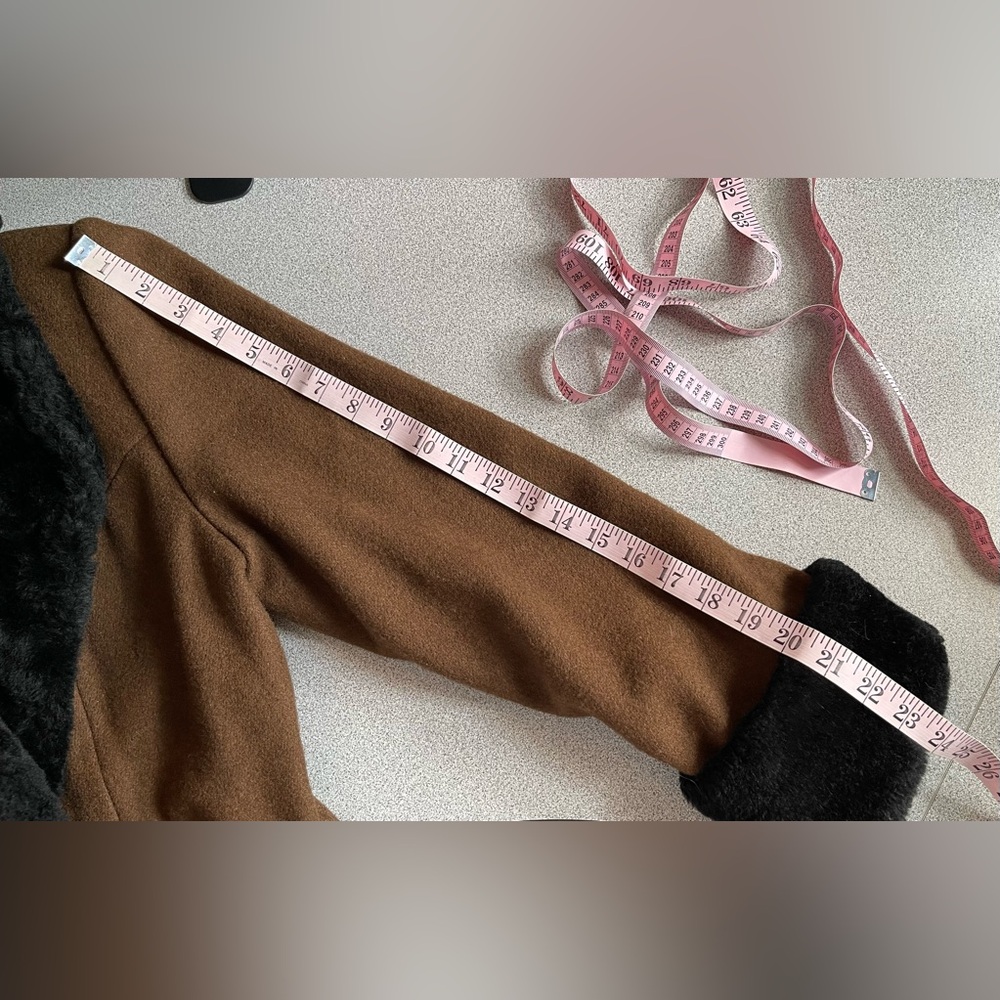 Le Château Brown Long Skater Coat with Black Faux Fur Collar & Cuffs Size M - Picture 14 of 14